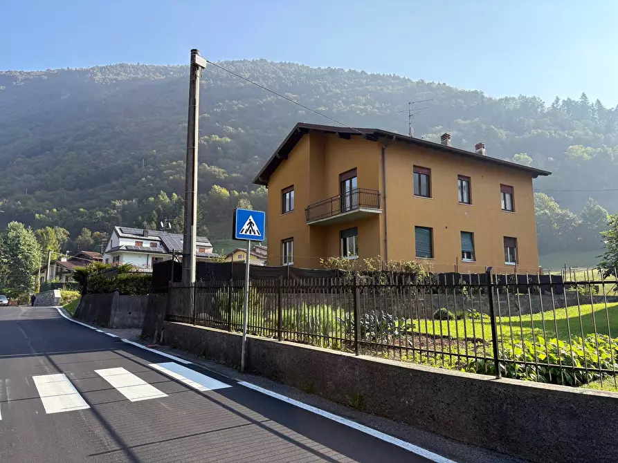 Immagine 19 di Casa indipendente in vendita  in via Mazzini a Ardesio