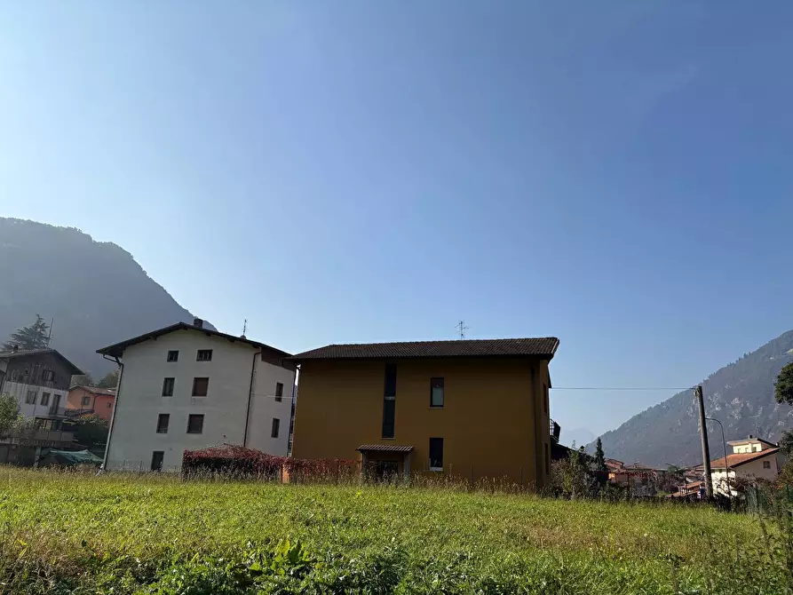 Immagine 18 di Casa indipendente in vendita  in via Mazzini a Ardesio