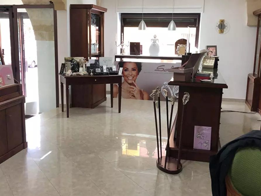 Immagine 6 di Locale commerciale in vendita  in santa maria in campitelli 31 a Grottaglie