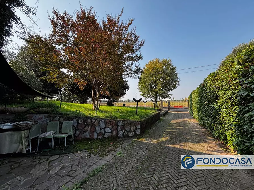 Immagine 3 di Casa semindipendente in vendita  in via don l sturzo a Coccaglio