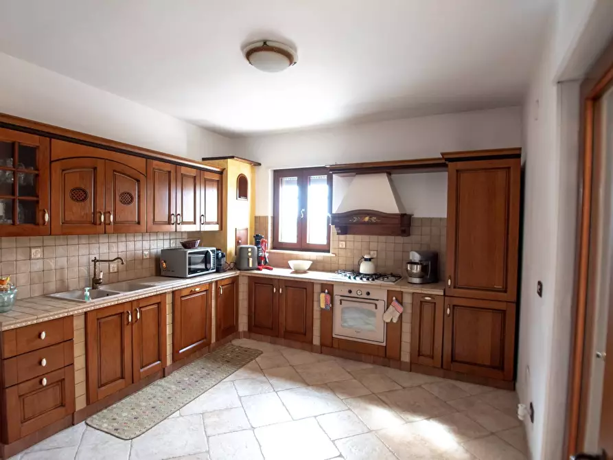 Immagine 11 di Villa in vendita  in b.croce 122 a Sava