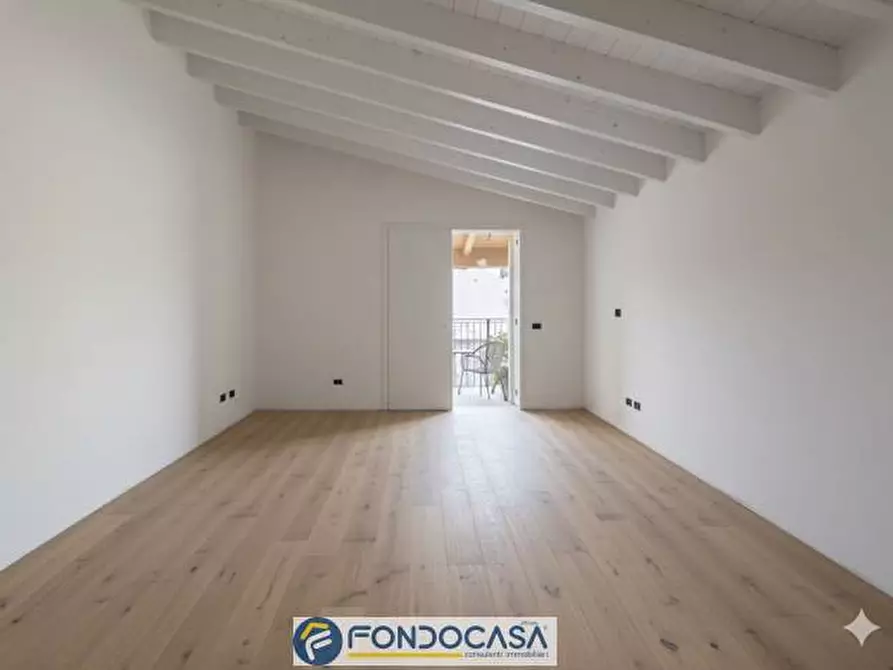 Immagine 10 di Appartamento in vendita  a Rovato