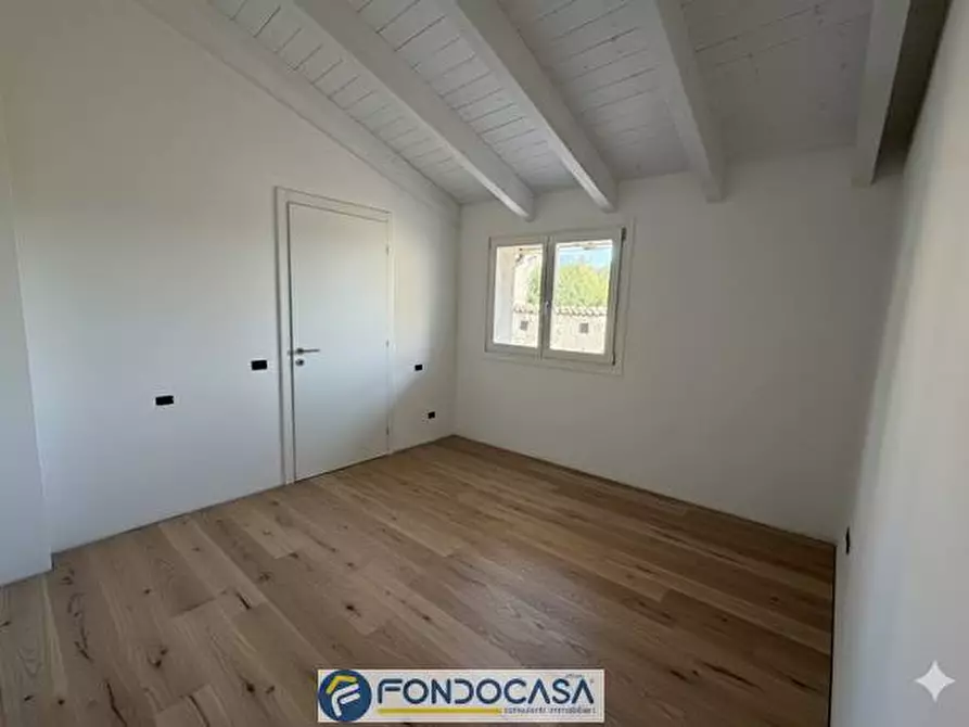 Immagine 11 di Appartamento in vendita  a Rovato