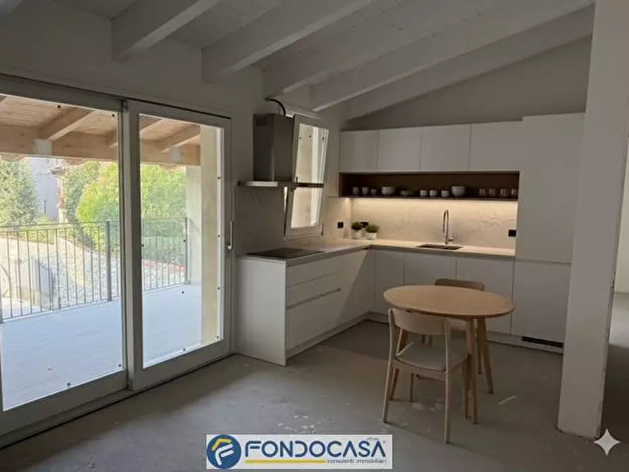 Immagine 7 di Appartamento in vendita  a Rovato