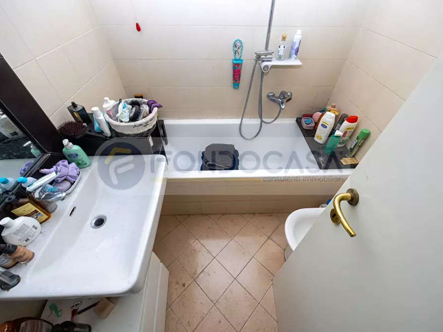 Immagine 14 di Appartamento in vendita  in Via Trasimeno 48 a Milano