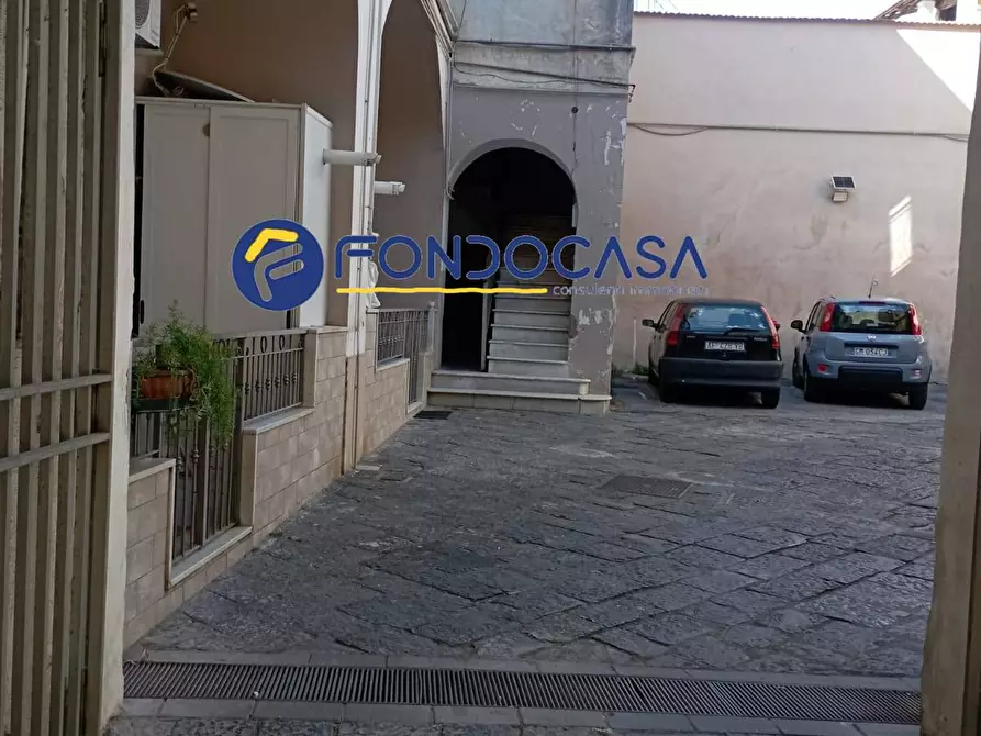 Immagine 3 di Palazzo in vendita  in via napoli 10 a Quarto