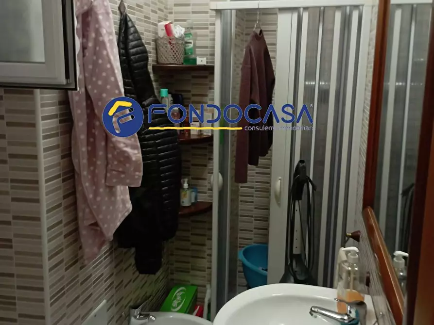 Immagine 9 di Palazzo in vendita  in via napoli 10 a Quarto