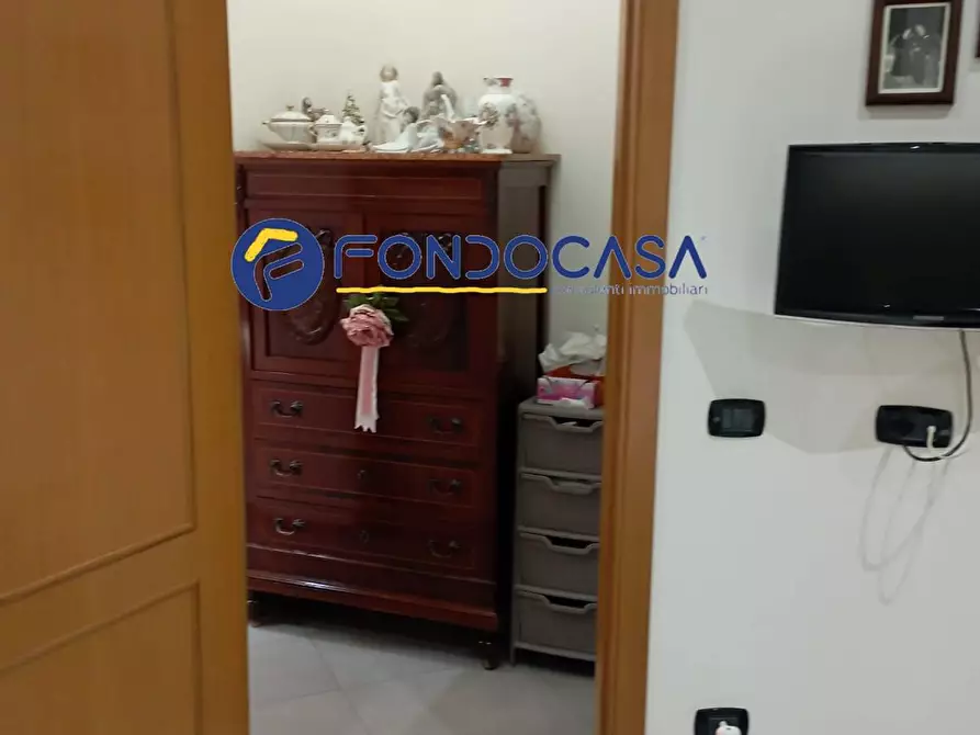 Immagine 10 di Palazzo in vendita  in via napoli 10 a Quarto