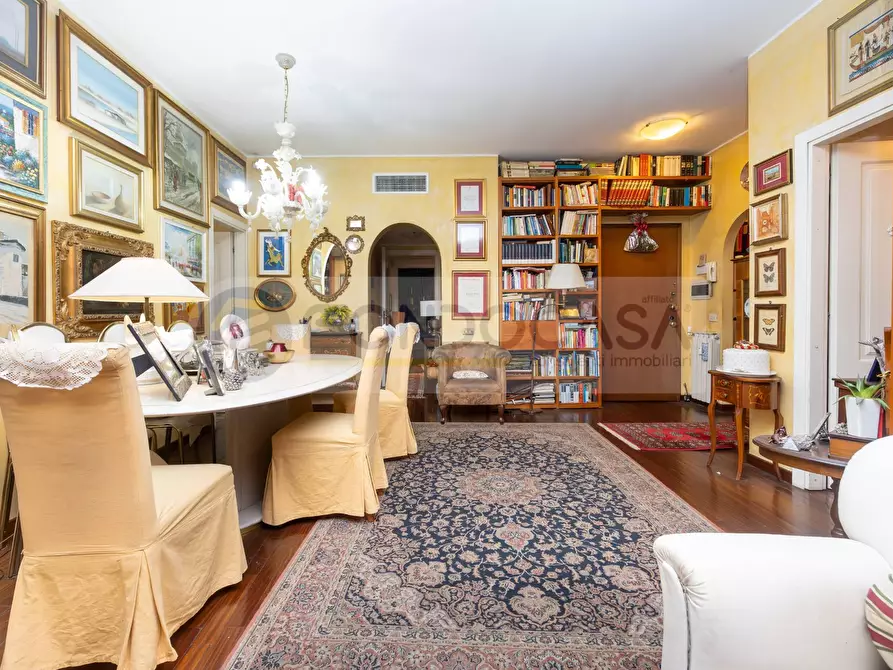 Immagine 1 di Appartamento in vendita  in Via Bolama 18 a Milano