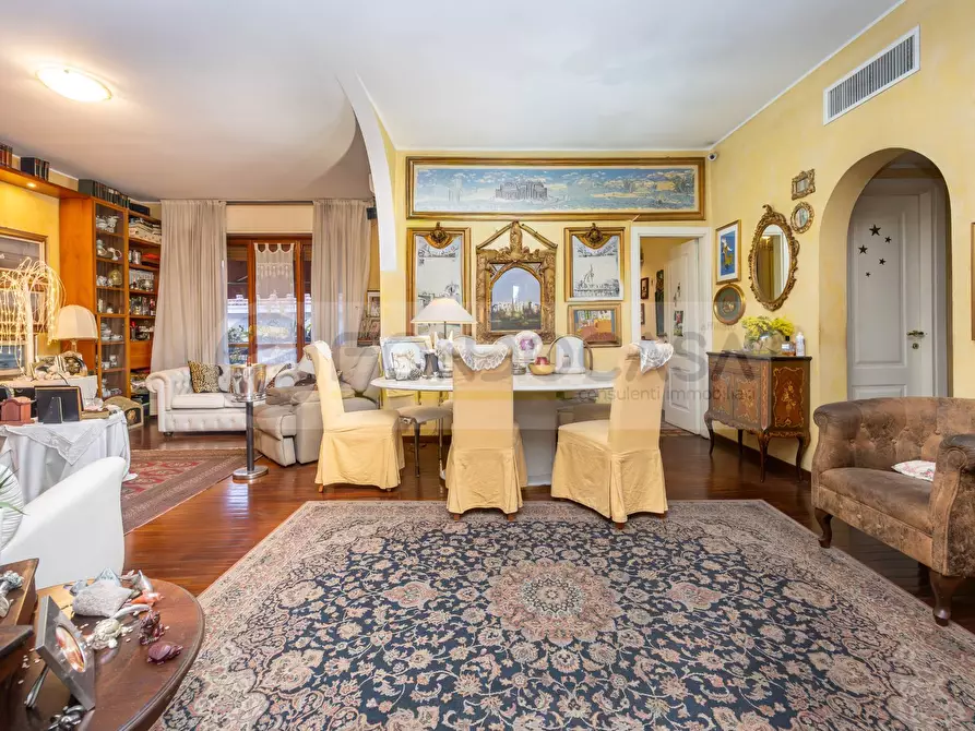 Immagine 2 di Appartamento in vendita  in Via Bolama 18 a Milano