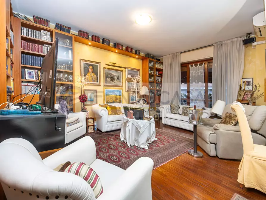 Immagine 4 di Appartamento in vendita  in Via Bolama 18 a Milano