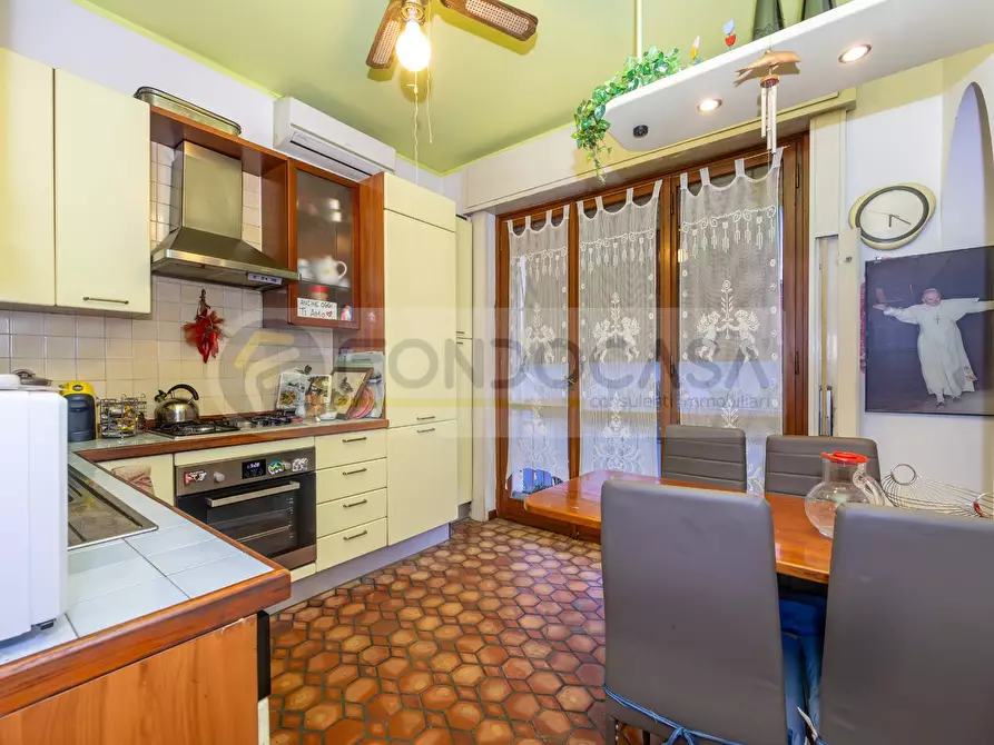 Immagine 7 di Appartamento in vendita  in Via Bolama 18 a Milano