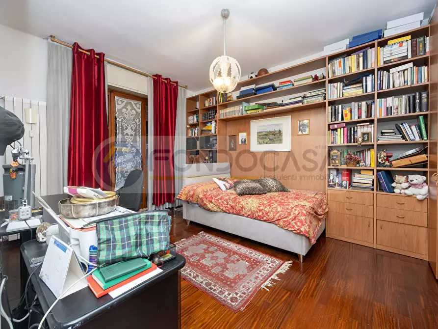 Immagine 23 di Appartamento in vendita  in Via Bolama 18 a Milano