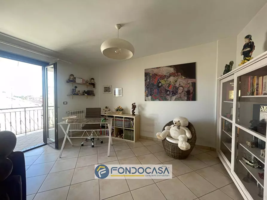 Immagine 10 di Appartamento in vendita  in Via bugnano a Cancello Ed Arnone