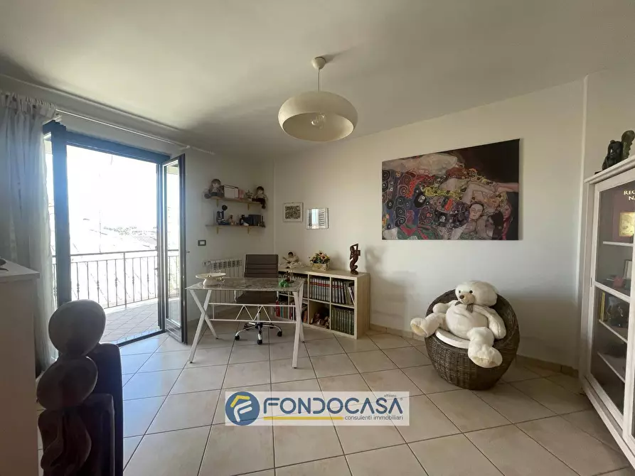 Immagine 11 di Appartamento in vendita  in Via bugnano a Cancello Ed Arnone