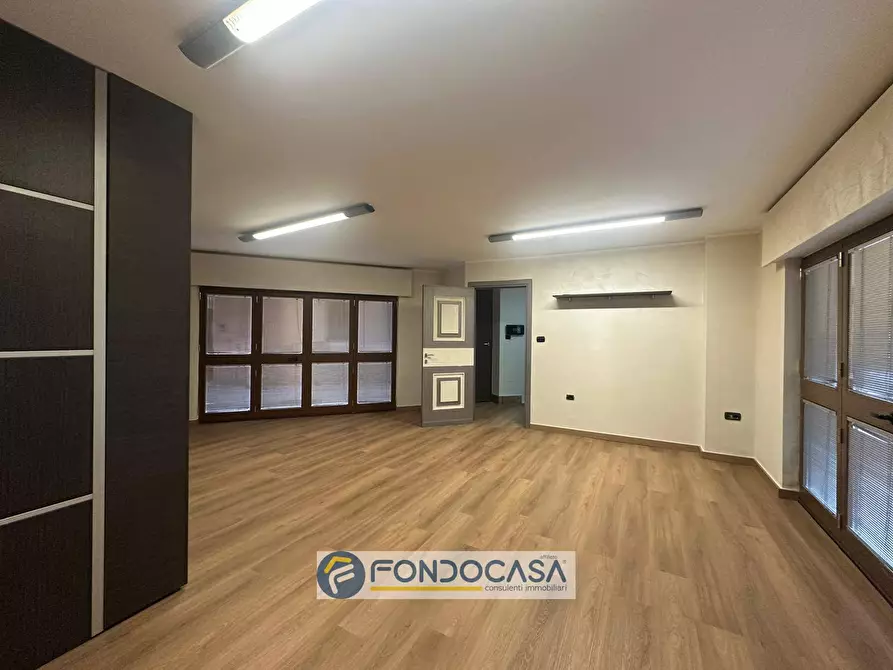 Immagine 4 di Villa in vendita  in via vittorio emanuele a Cancello Ed Arnone