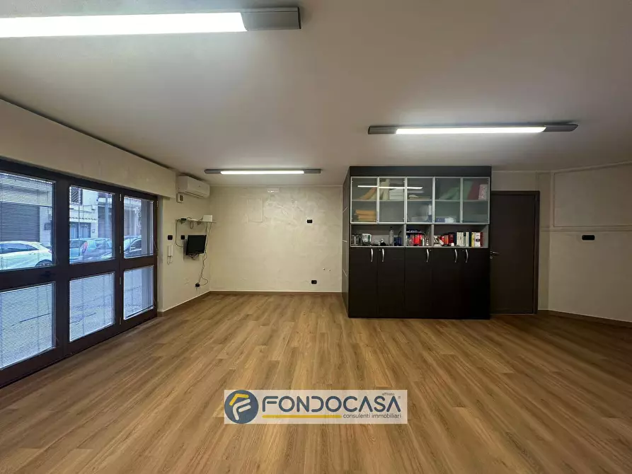 Immagine 7 di Villa in vendita  in via vittorio emanuele a Cancello Ed Arnone