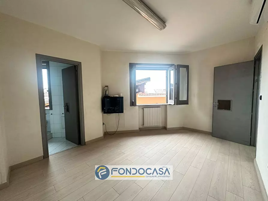 Immagine 30 di Villa in vendita  in via vittorio emanuele a Cancello Ed Arnone