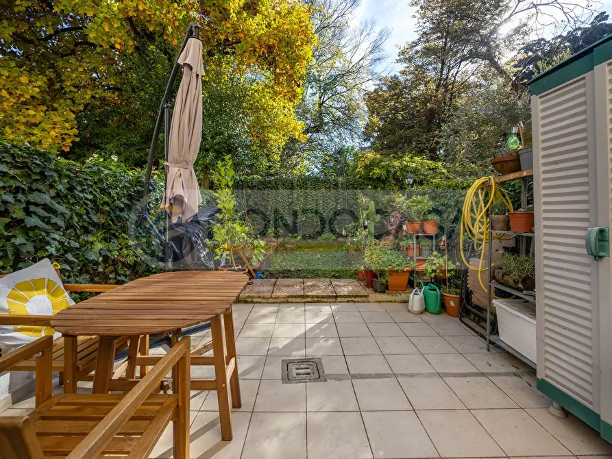 Immagine 7 di Appartamento in vendita  in Via San Mamete a Milano