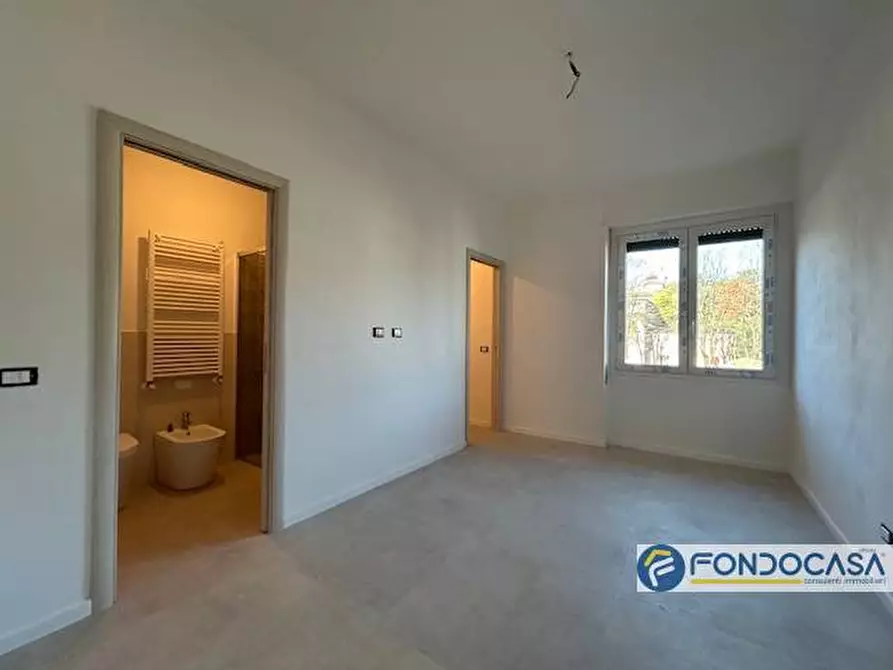 Immagine 8 di Appartamento in vendita  a Palazzolo Sull'oglio