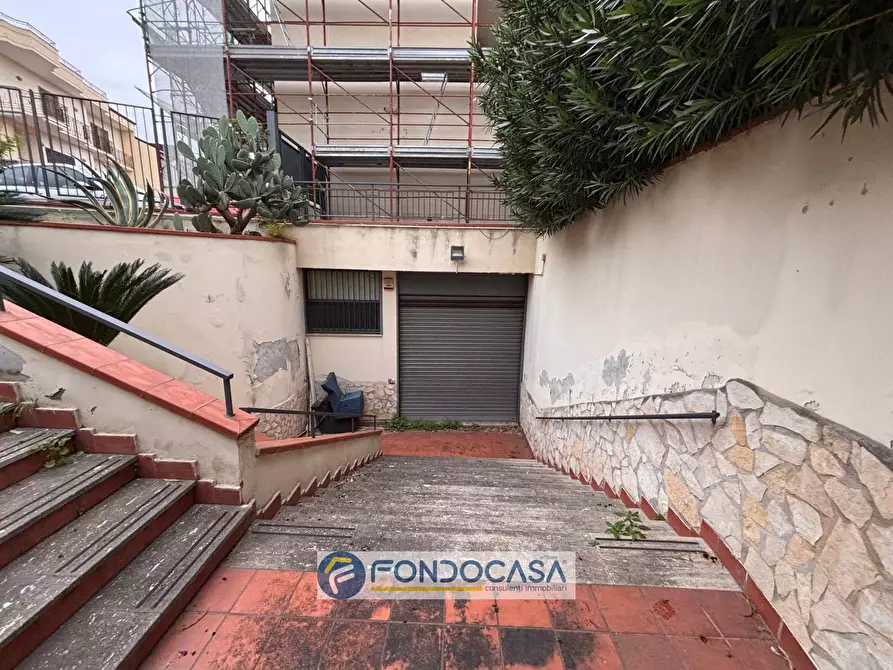 Immagine 9 di Magazzino in affitto  in via fiume a Aversa