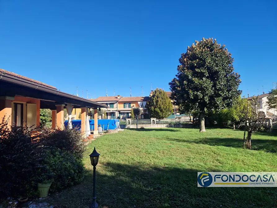 Immagine 10 di Villa in vendita  in VIA GHIDONI 46 a Ospitaletto