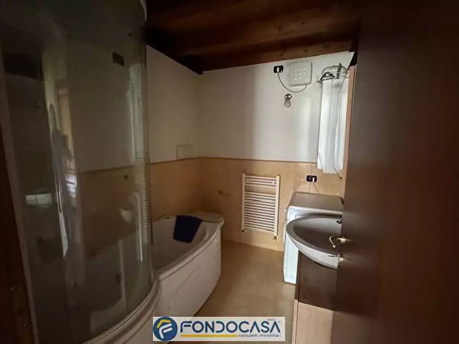 Immagine 27 di Appartamento in vendita  a Paderno Franciacorta