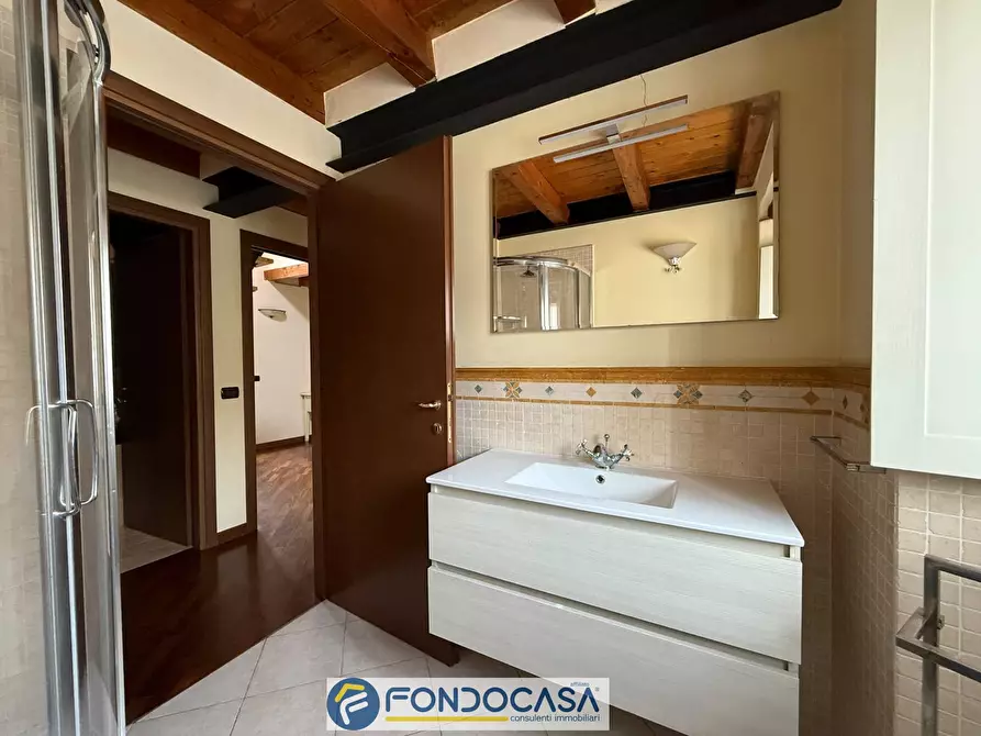 Immagine 26 di Appartamento in vendita  a Paderno Franciacorta