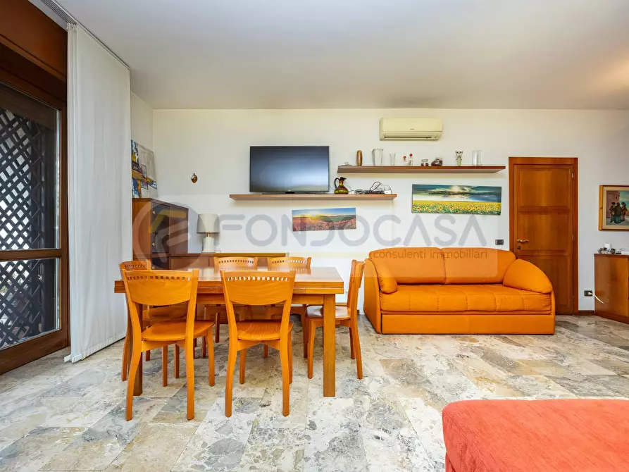 Immagine 4 di Appartamento in vendita  in Via Padova 351 a Milano