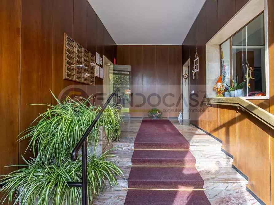 Immagine 23 di Appartamento in vendita  in Via Padova 351 a Milano