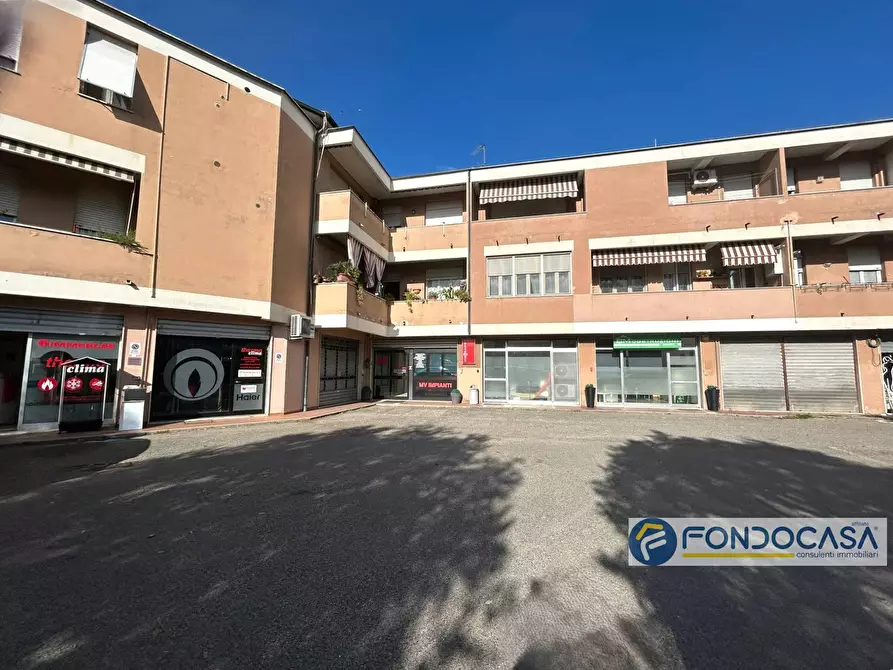 Immagine 41 di Appartamento in vendita  in Via Vittorio Veneto a Pontedera