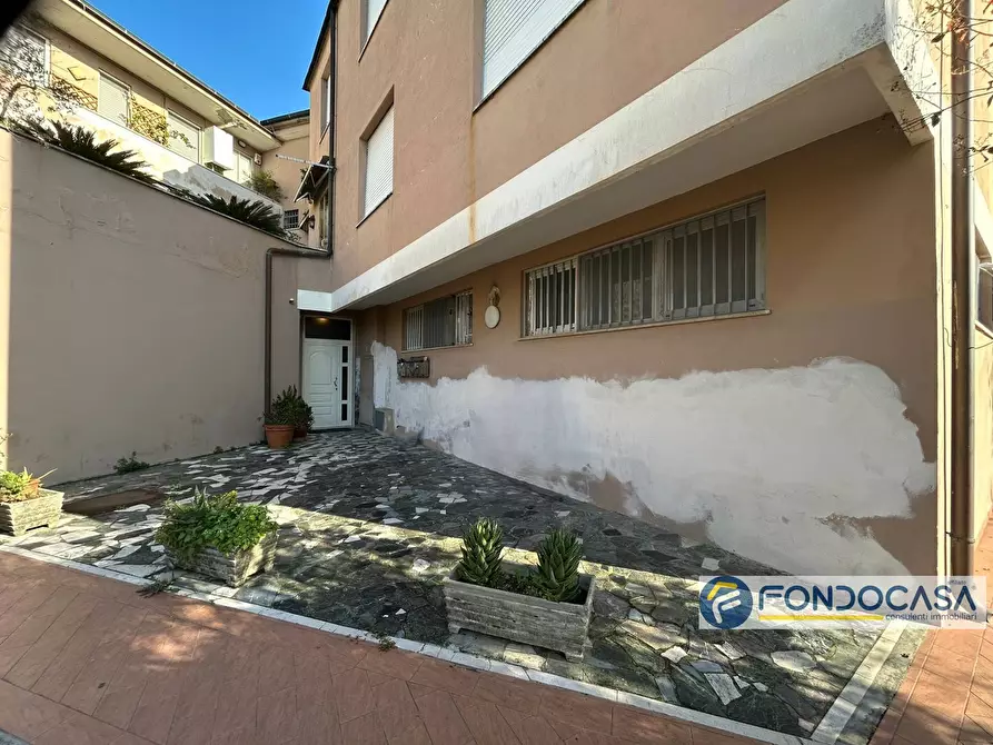 Immagine 39 di Appartamento in vendita  in Via Vittorio Veneto a Pontedera