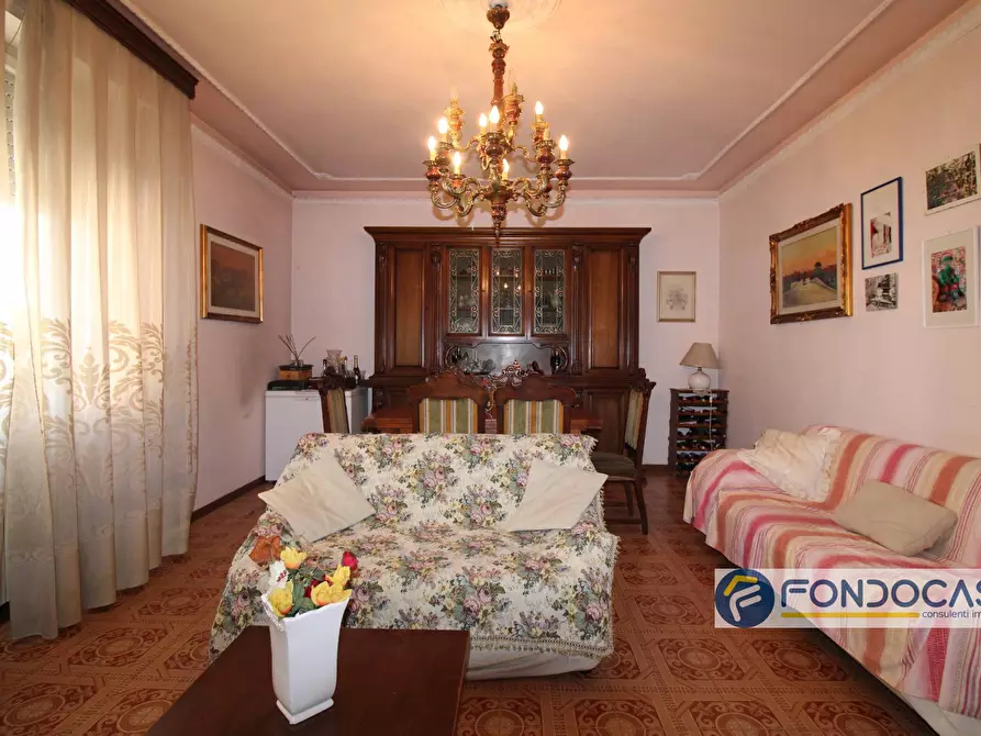 Immagine 3 di Appartamento in vendita  in Via Vittorio Veneto a Pontedera