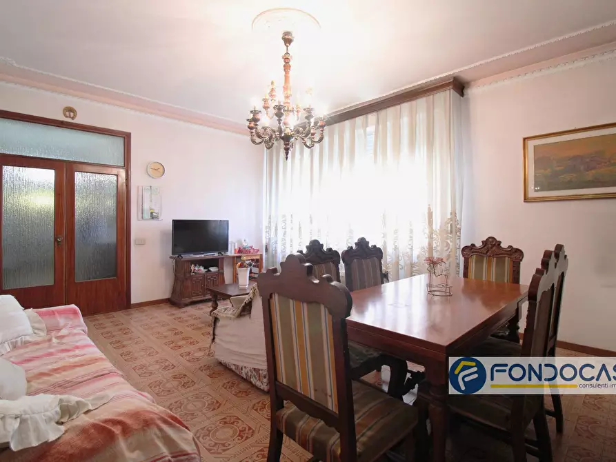 Immagine 9 di Appartamento in vendita  in Via Vittorio Veneto a Pontedera