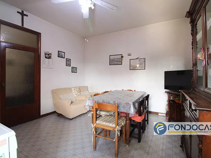 Immagine 16 di Appartamento in vendita  in Via Vittorio Veneto a Pontedera