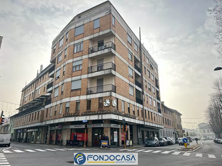 Immagine 21 di Appartamento in vendita  a Treviglio