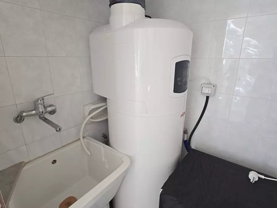 Immagine 12 di Villa in vendita  in via marche 24 a Avetrana