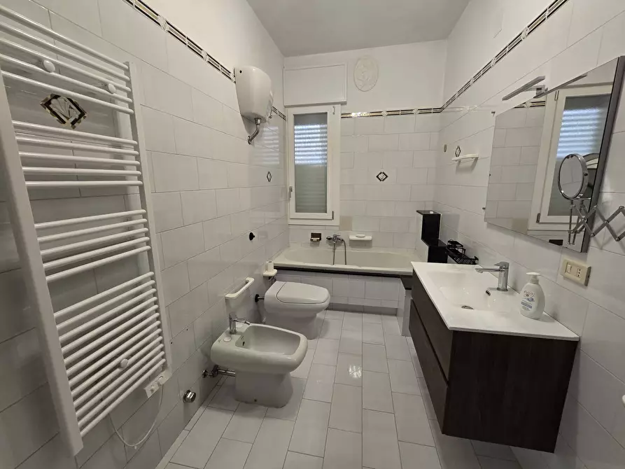 Immagine 24 di Villa in vendita  in via marche 24 a Avetrana