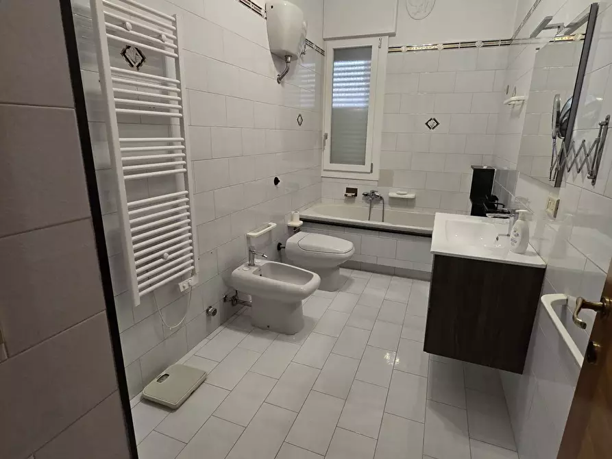 Immagine 25 di Villa in vendita  in via marche 24 a Avetrana