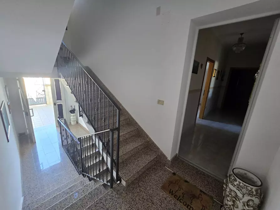 Immagine 41 di Villa in vendita  in via marche 24 a Avetrana