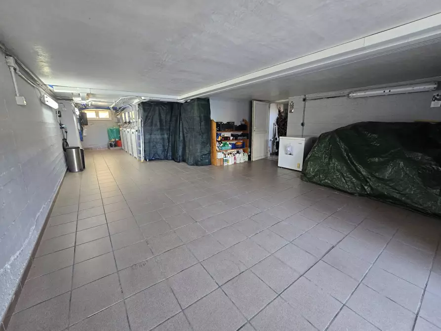 Immagine 51 di Villa in vendita  in via marche 24 a Avetrana