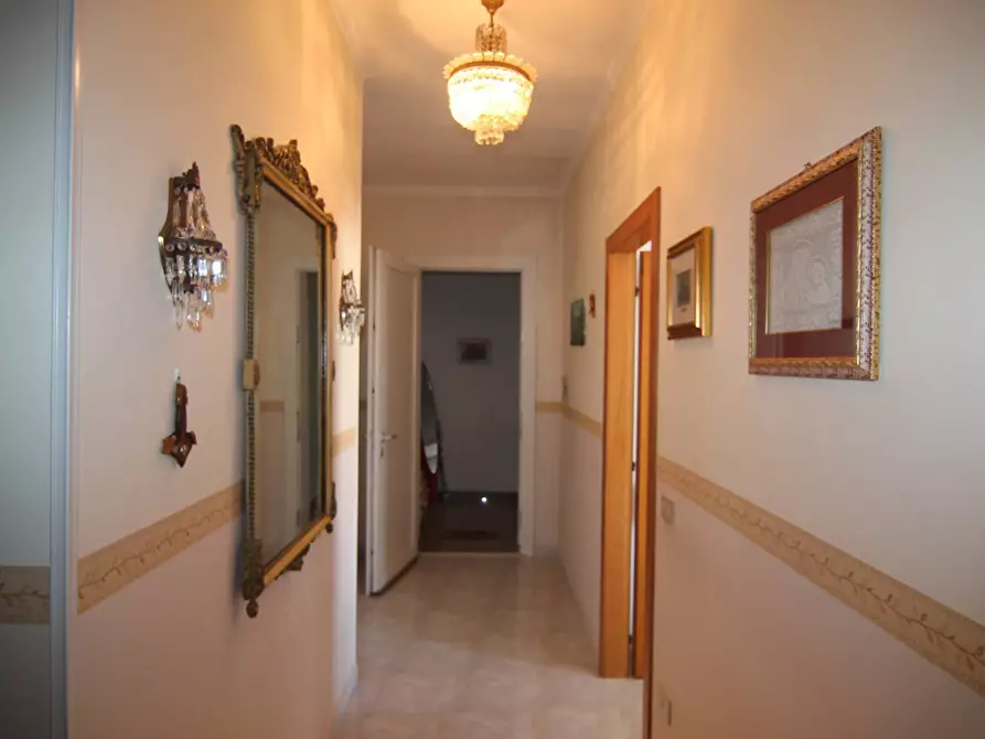 Immagine 58 di Villa in vendita  in via marche 24 a Avetrana