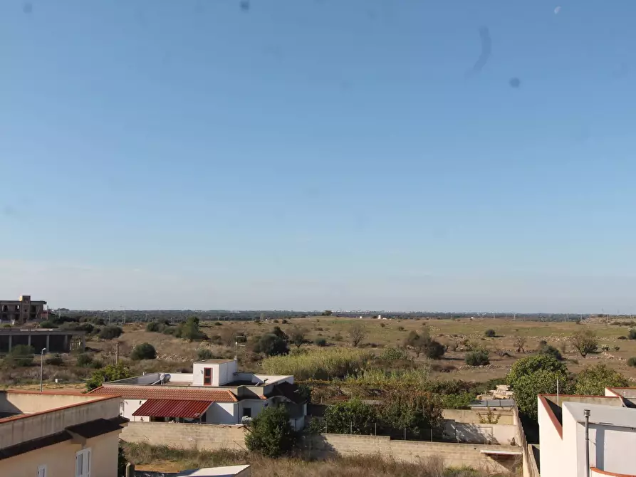 Immagine 73 di Villa in vendita  in via marche 24 a Avetrana