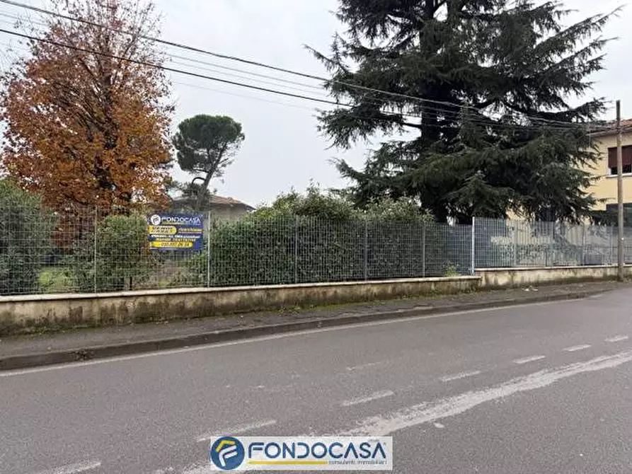 Immagine 1 di Terreno residenziale in vendita  snc a Ospitaletto