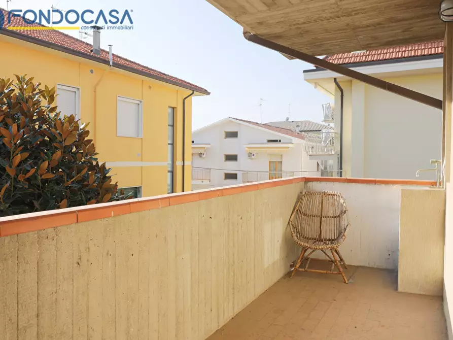 Immagine 52 di Appartamento in vendita  in Via dei Laureati 62 a San Benedetto Del Tronto