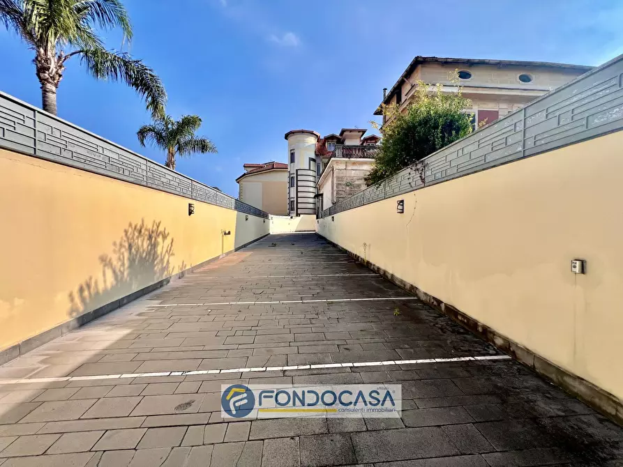 Immagine 39 di Villa in vendita  in via santa caterina da siena 6 a Giugliano In Campania