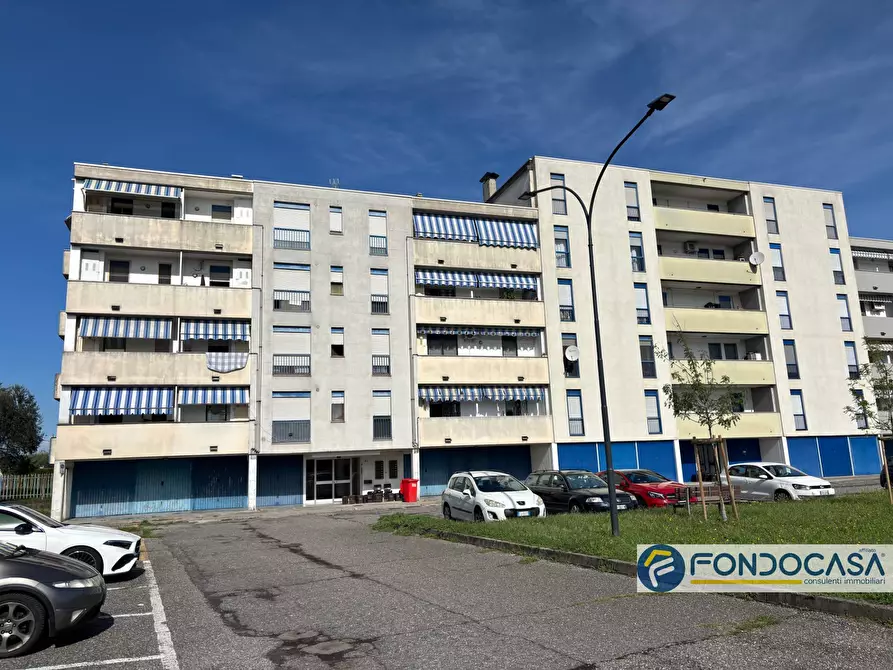 Immagine 1 di Appartamento in vendita  a Palazzolo Sull'oglio