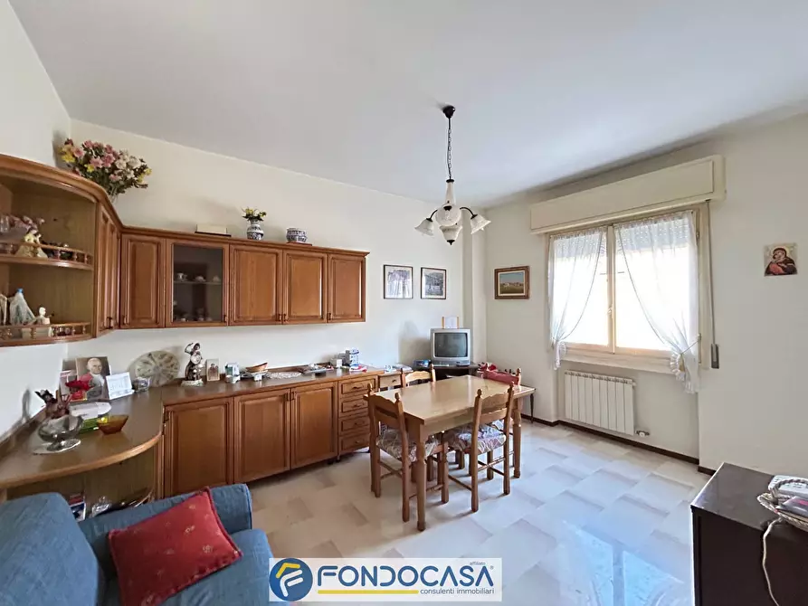 Immagine 2 di Appartamento in vendita  a Rovato