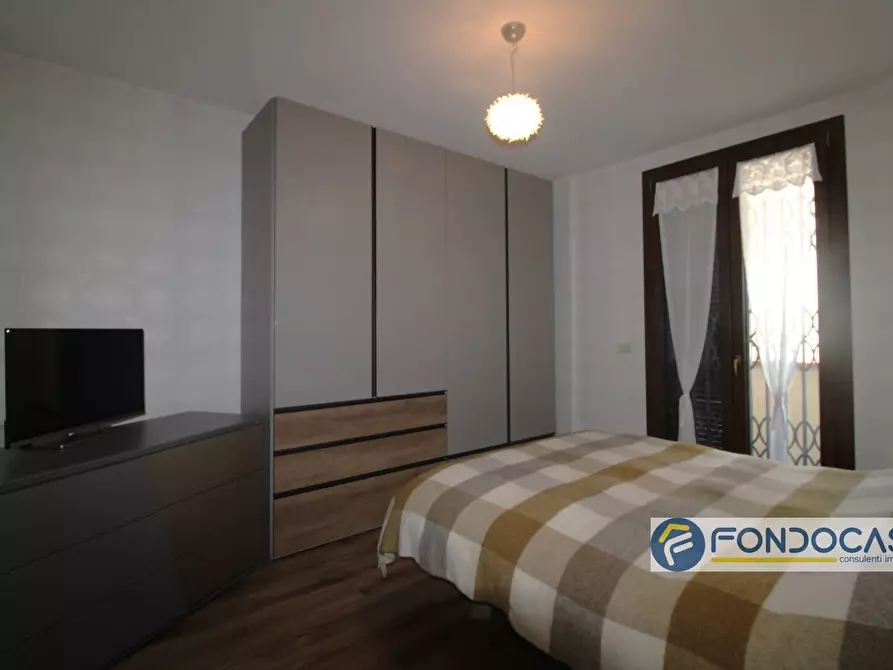 Immagine 10 di Appartamento in vendita  in Via Francesca a Montopoli In Val D'arno