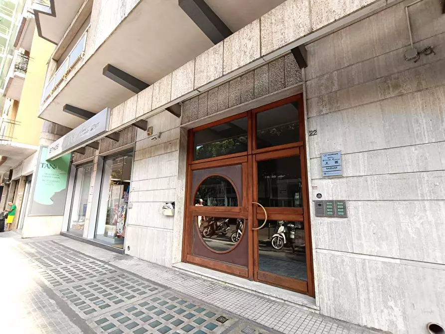 Immagine 2 di Appartamento in vendita  in Via Guglielmo Oberdan 22 a Lecce